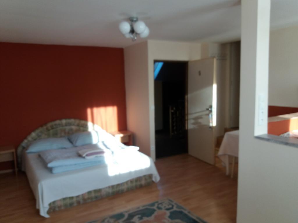 Apartmany Sedmikraska Tehovec Екстериор снимка