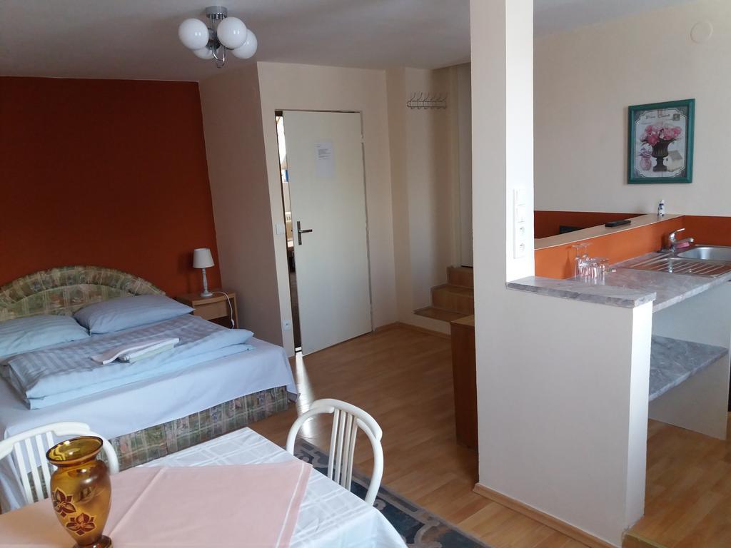 Apartmany Sedmikraska Tehovec Екстериор снимка