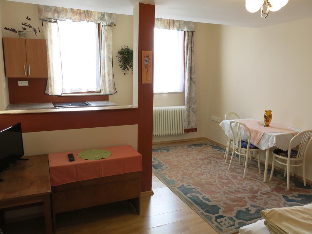 Apartmany Sedmikraska Tehovec Екстериор снимка